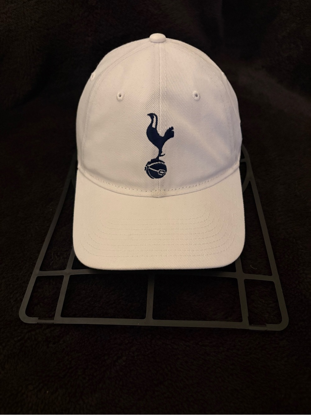 Tottenhams Hotspurs x New Era 9twenty buckle strapback white hat OSFM